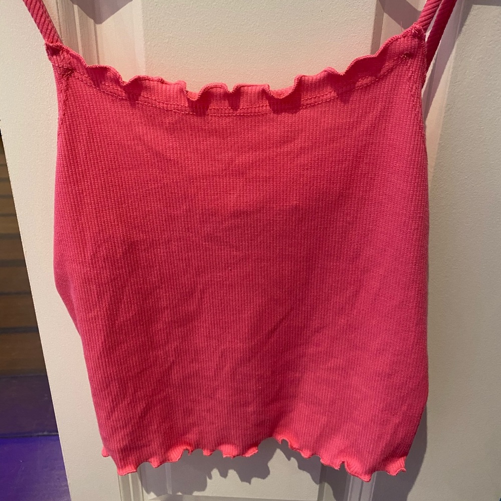 pink crop top